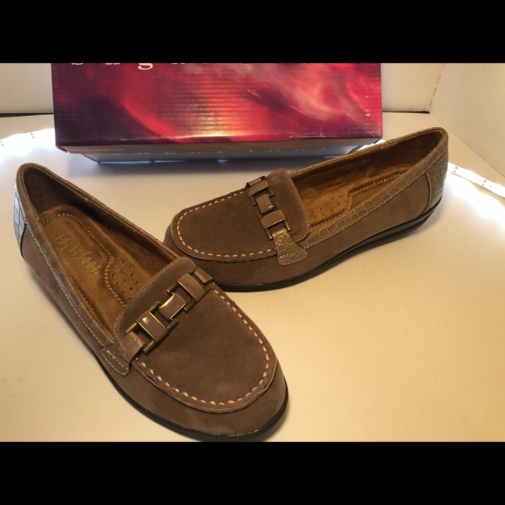 Sugar foot women loafer slip on ultra comfort 7.5M